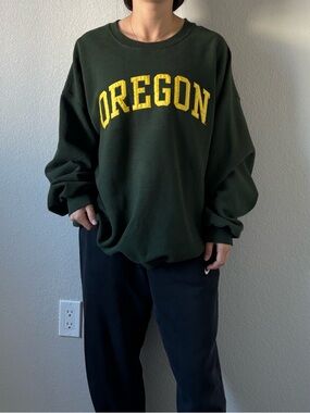 Vintage Green Oregon Crewneck